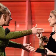 Adele y Céline Dion se abrazan y rompen a llorar en un concierto en Las Vegas