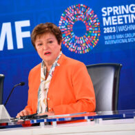 El FMI alerta de "un futuro difícil" de bajo crecimiento y elevada deuda