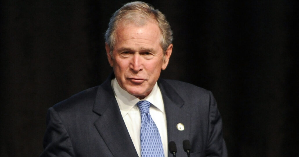 Bush felicita a Trump por su victoria y dice que 