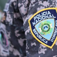 Policía lanza gas pimienta en velorio