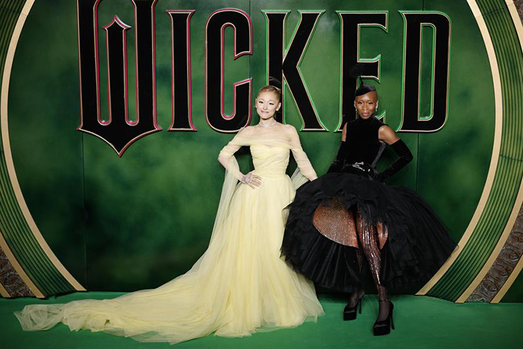 'Wicked' lidera la taquilla mundial del fin de semana, con 164 millones de dólares