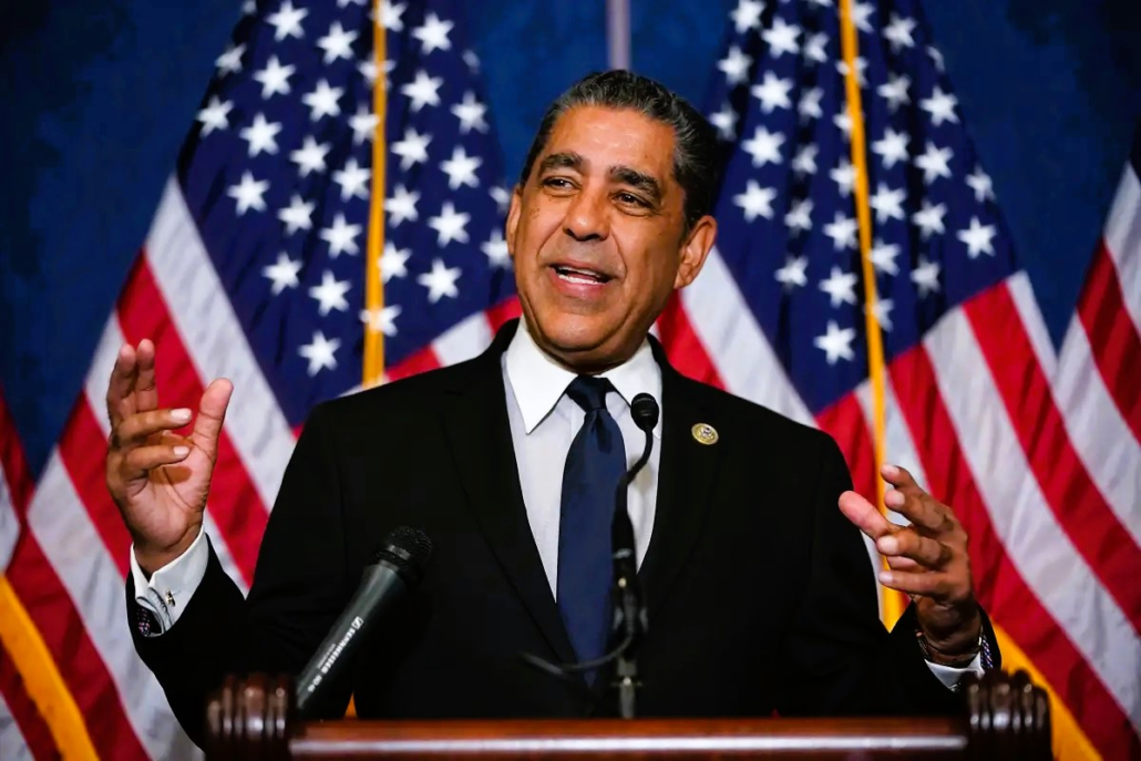 Imagen externa. Adriano Espaillat se mantiene como miembro de la Cámara de Representantes por el Distrito 13 de Nueva York