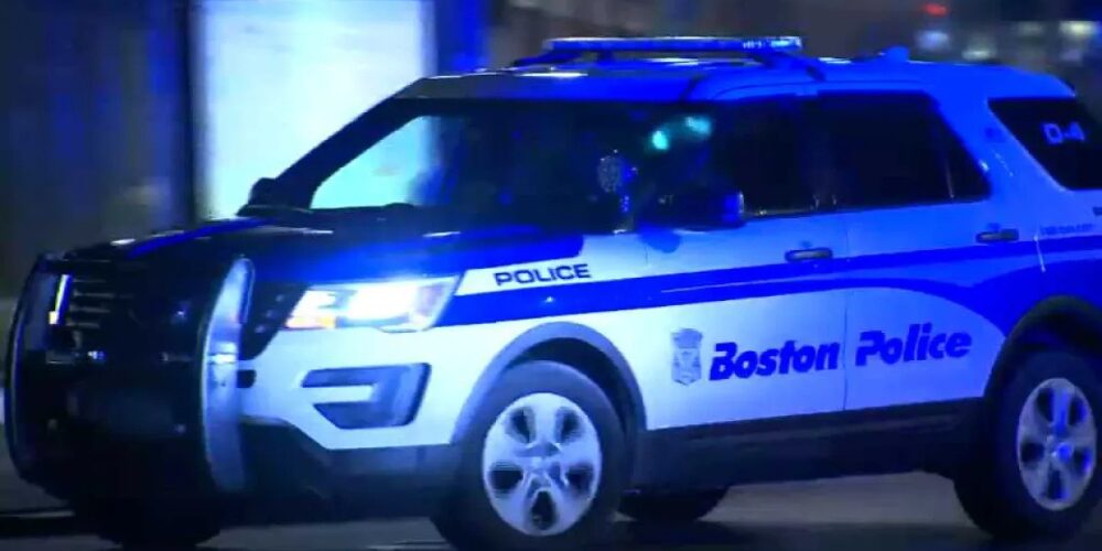 Acusan a adolescente de 16 años acusado por el asesinato de un dominicano en Boston