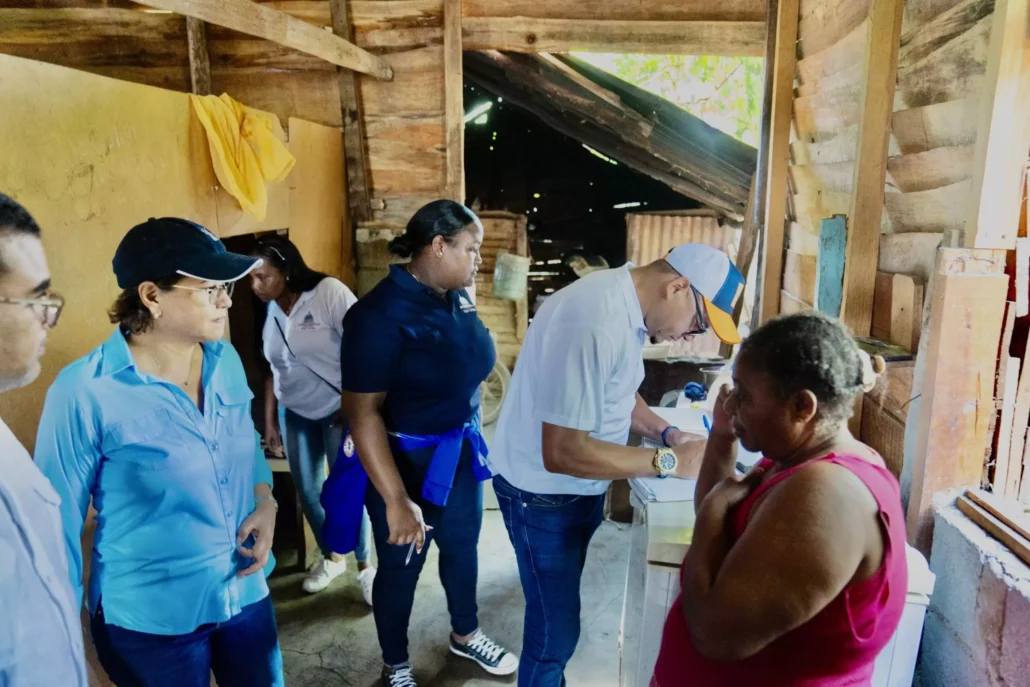 Plan Social mantiene asistencia a familias afectadas por inundaciones en Dajabón