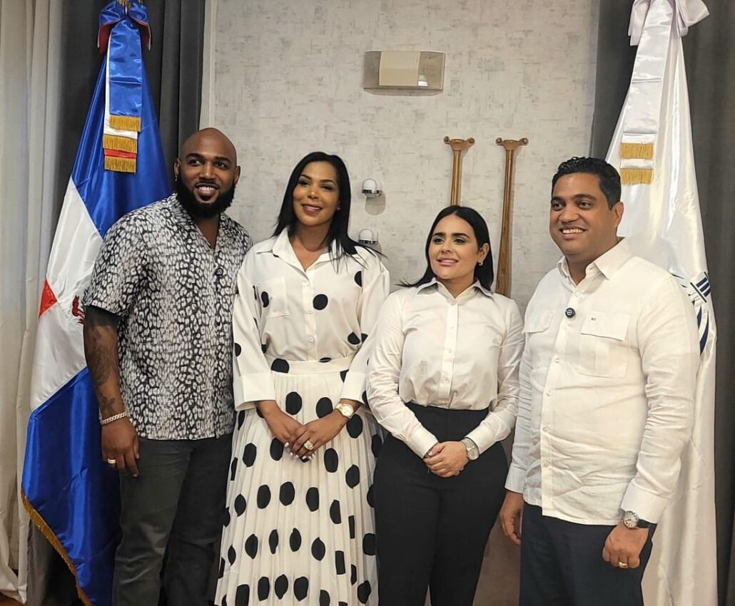 Marcell Ozuna, Kelvin Cruz y Karilyn Chabebe impulsan proyectos deportivos conjuntos