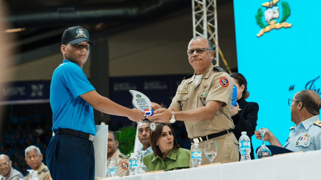 Servicio Militar Voluntario gradúa a 6,617 jóvenes en “Programa de Formación en Valores”