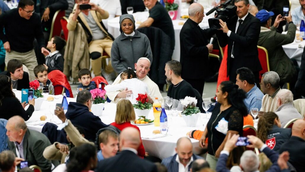 El papa almorzará con 1.300 personas necesitadas en la Jornada Mundial de los Pobres