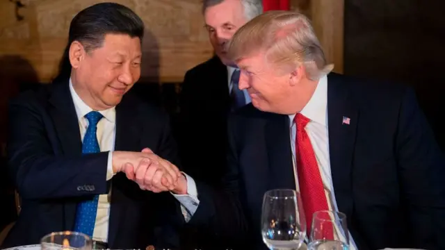 Trump habría invitado a Xi Jinping a asistir a su toma de posesión, según la cadena CBS