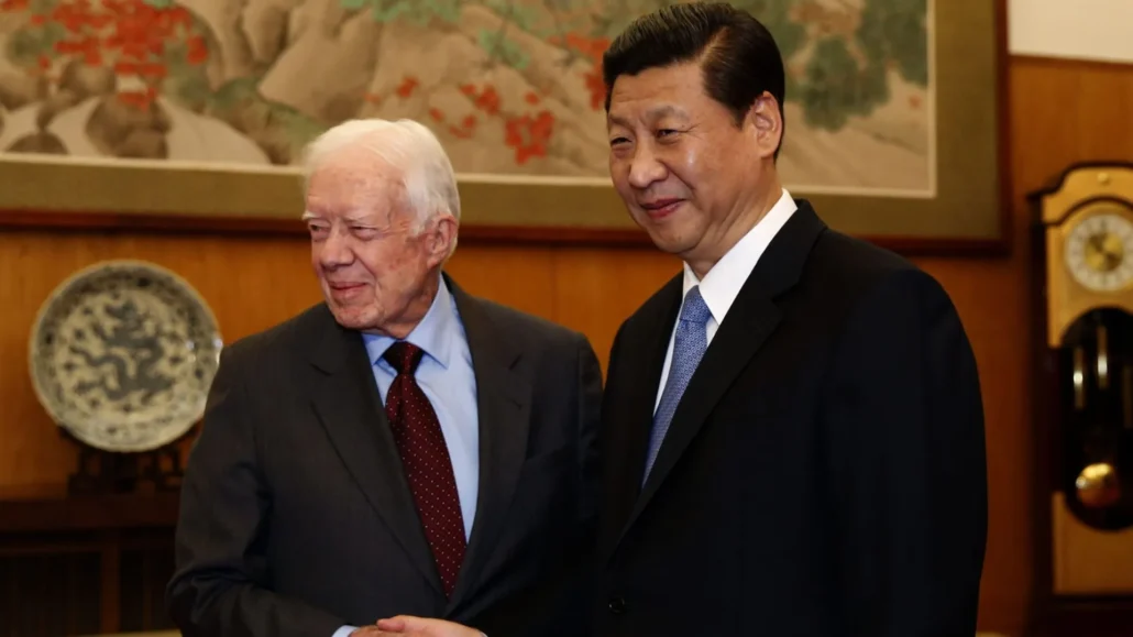 Xi Jinping destaca a Carter como 