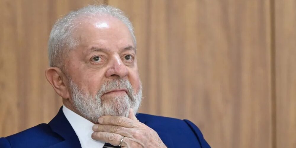 Lula condena 