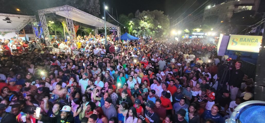 Éxito rotundo en las fiestas populares de Los Alcarrizos