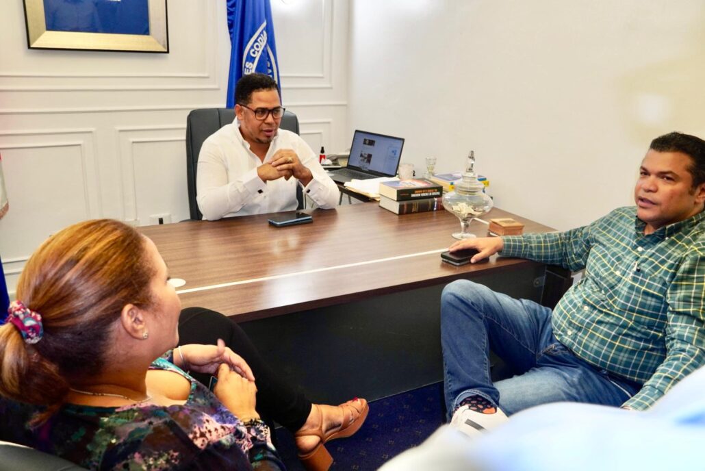 Tobías Crespo inicia contactos con gremios profesionales, empresariales y otros sectores organizados