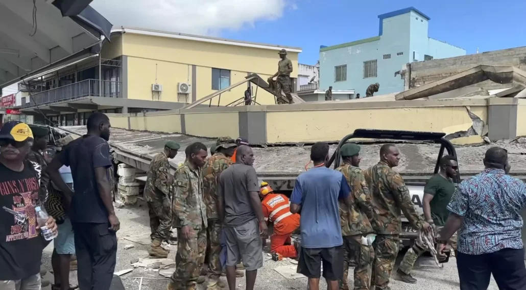 Suben a 14 los muertos y más de 200 heridos tras el terremoto de magnitud 7,3 en Vanuatu