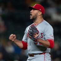 Los Reales de Kansas City refuerzan su bullpen con el cerrador Carlos Estévez - Noticias de hoy en República Dominicana | De Último Minuto