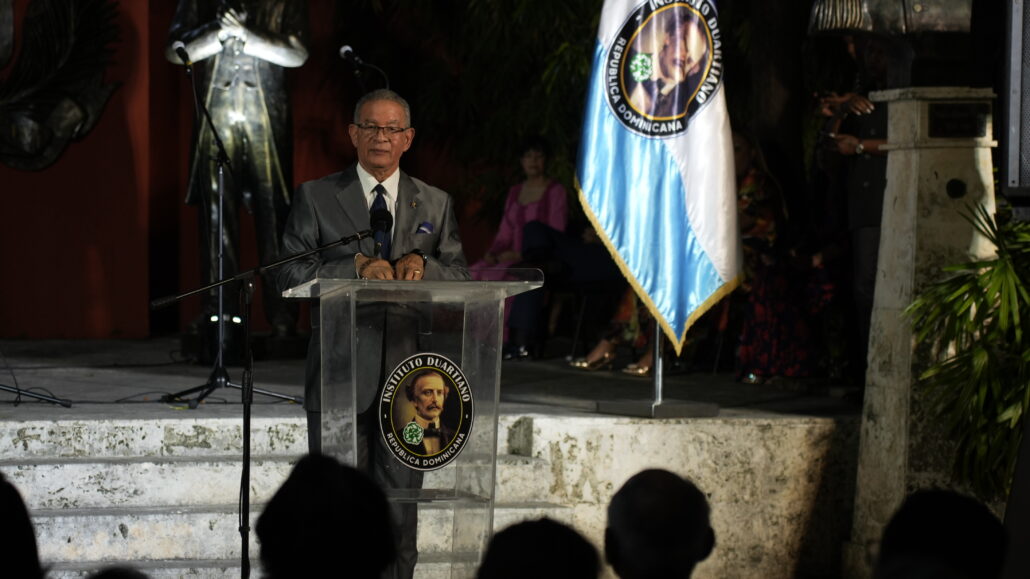 Instituto Duartiano rinden homenaje a Juan Pablo Duarte con concierto lírico