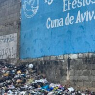 Residentes de Pedro Brand al grito por vertederos de basura improvisados y calles sin asfaltar
