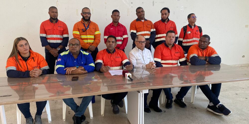 Trabajadores de Barrick Pueblo Viejo aclara no existen problemas laborales