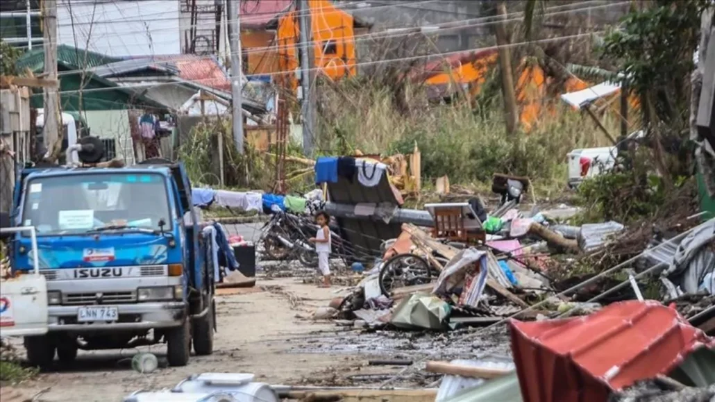 Dos terremotos de magnitud 6,1 y 5,8 sacuden el sur y el centro de Filipinas dejando daños