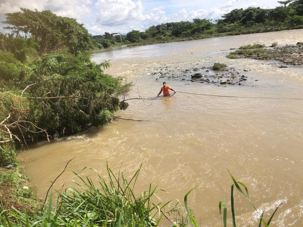 Defensa Civil halla cadáver en el río Yaque en Santiago