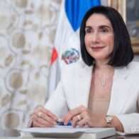 Primera dama elogia al presidente Abinader tras donación de salario