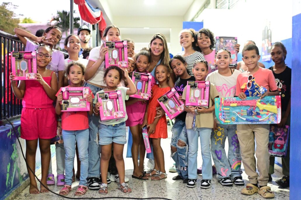 Massielle Peña lleva alegría y diversión a los niños de Buenos Aires de Herrera