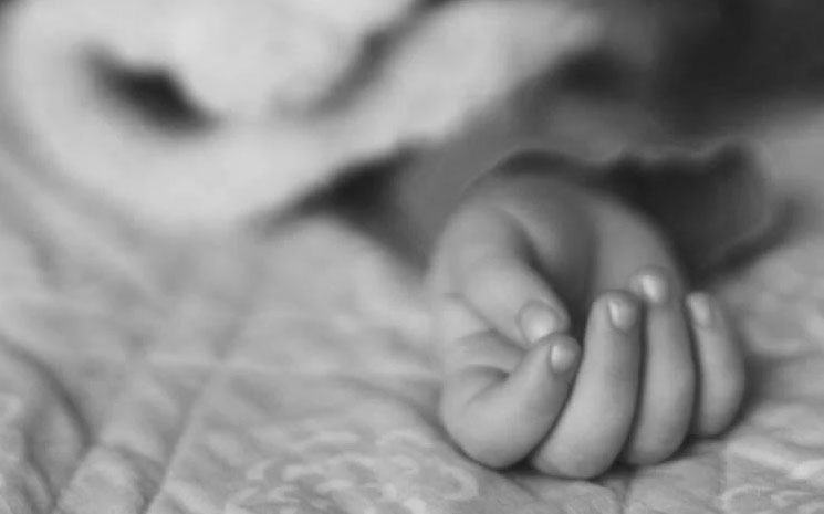Menor muere arrollado por patana tras caer de pasola conducida por su madre