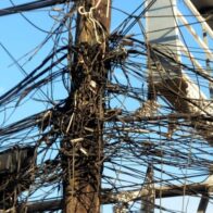 EDE Este aclara que cables denunciados en Gascue no corresponden a su red eléctrica - Noticias de hoy en República Dominicana | De Último Minuto