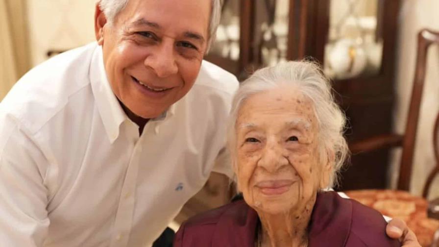 Fallece Doña Carmita, madre de Roberto Salcedo