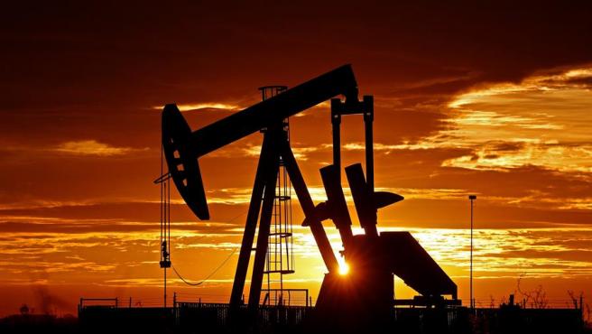 El petróleo de Texas pierde un 2,5% mientras Trump evalúa imponer aranceles a socios clave