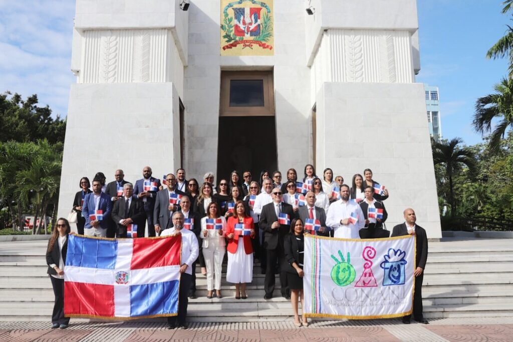 CONANI rinde honores a los Padres de la Patria por 181 aniversario de la Independencia Nacional | De Último Minuto