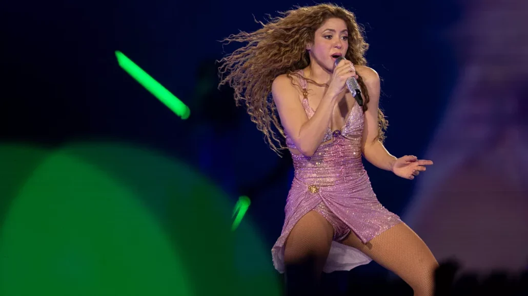 Shakira se despide de Colombia tras 