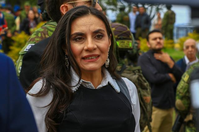 Suspenden por dos años los derechos de participación política de la vicepresidenta de Ecuador