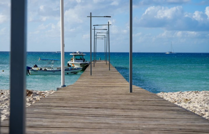 Inauguran remozado muelle turístico en Catuano, Isla Saona