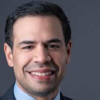 Roberto Ángel afirma compromiso de "revitalizar la identidad cultural"
