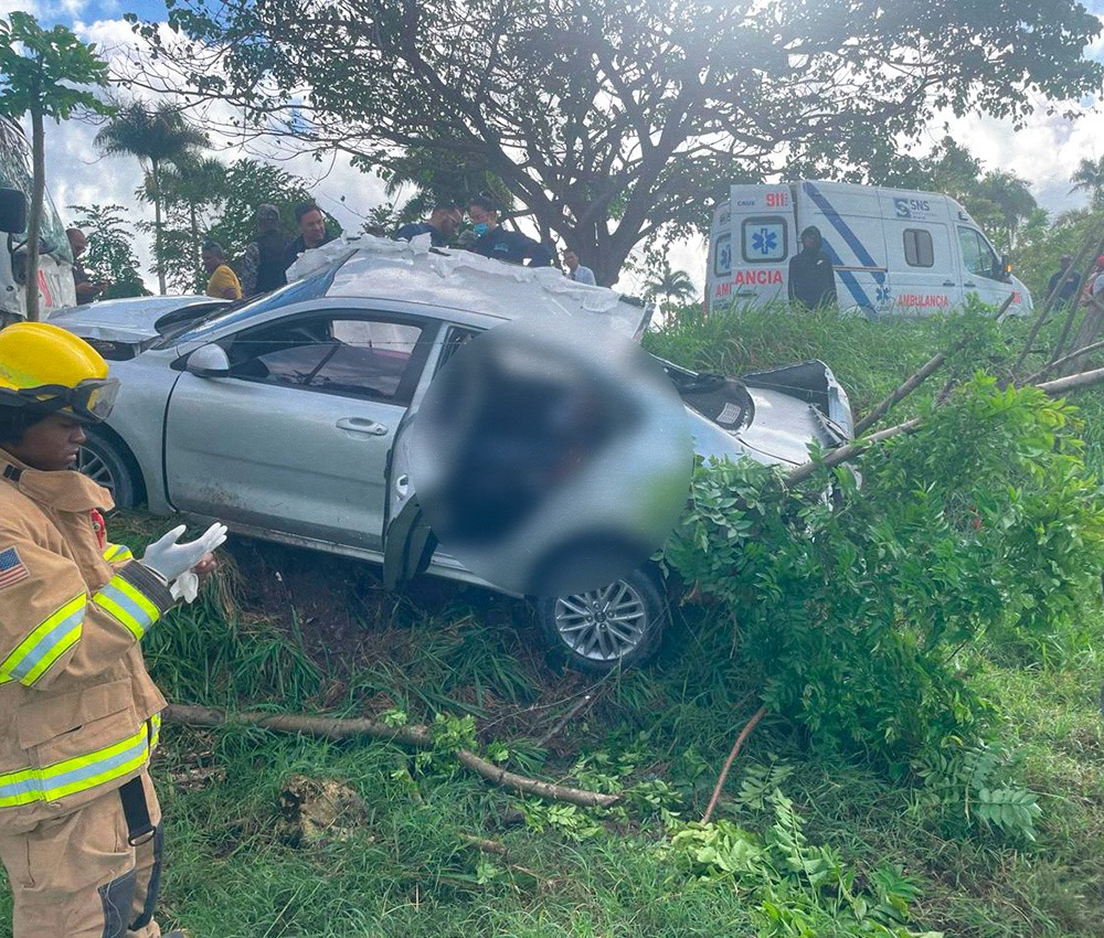 Accidente de tránsito deja cuatro fallecidos en La Otra Banda; 911 coordina asistencia