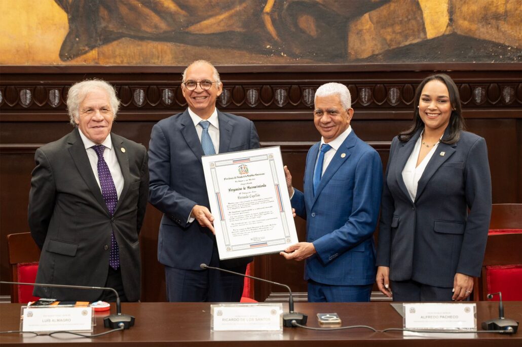 Senado reconoce a Fernando Capellán por sus aportes al desarrollo económico y empresarial de la RD