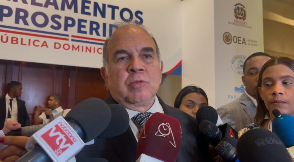 Pelegrín Castillo sobre Marco Rubio en RD: 