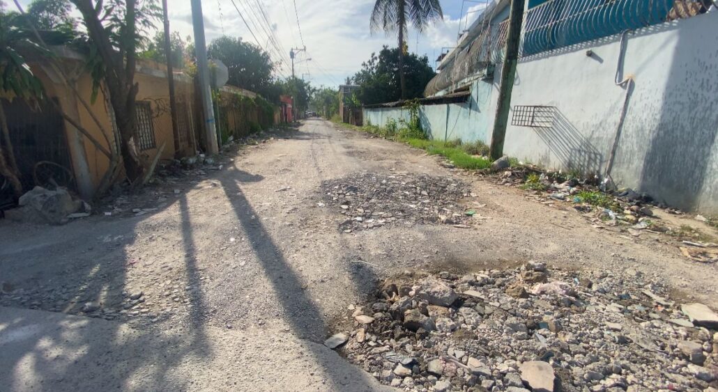 “Estamos Peor”: Municipes de Boca Chica Critican la Gestión del Alcalde Ramón Candelaria