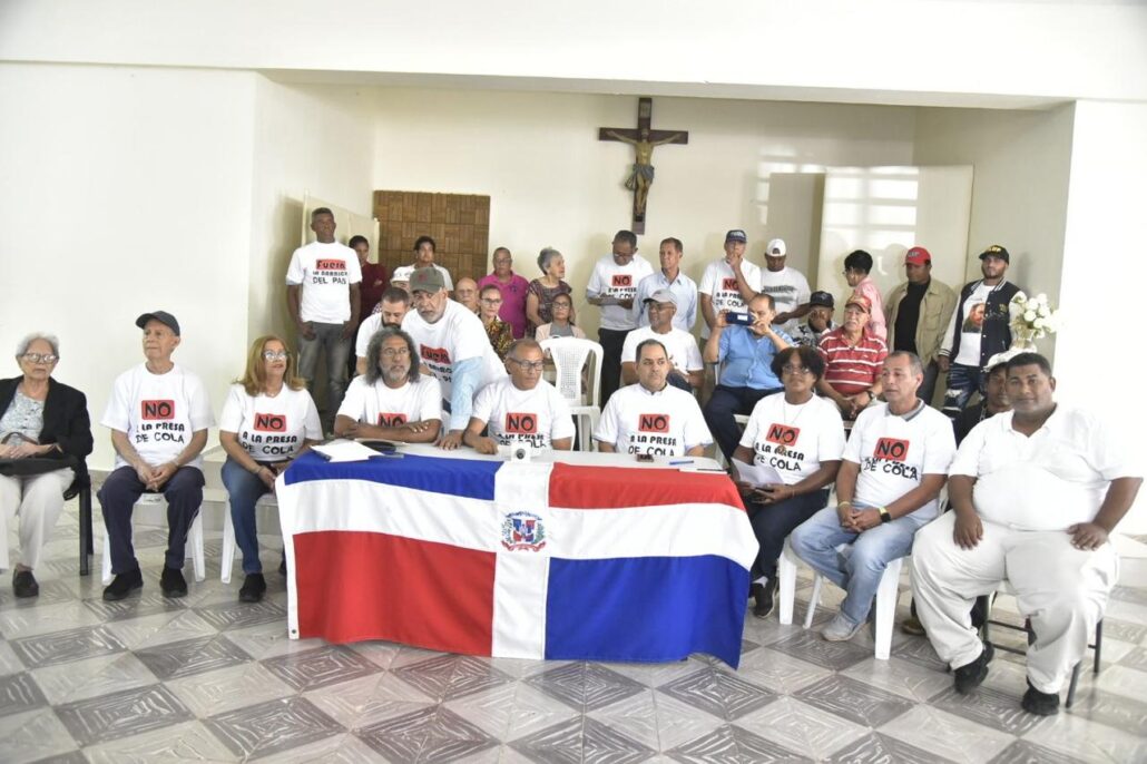 Ratifican marcha contra Barrick en medio de amenaza de Coronel a sacerdote Bonao
