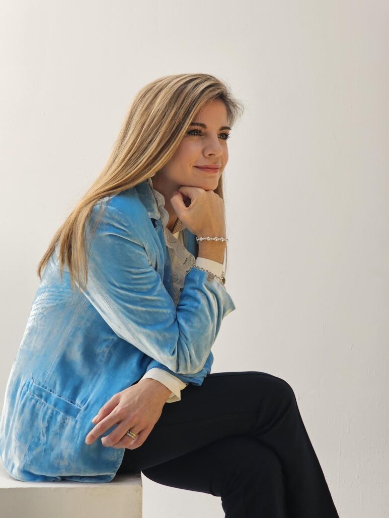 Médico psiquiatra española Marian Rojas Estapé llega a RD con su gira 2025