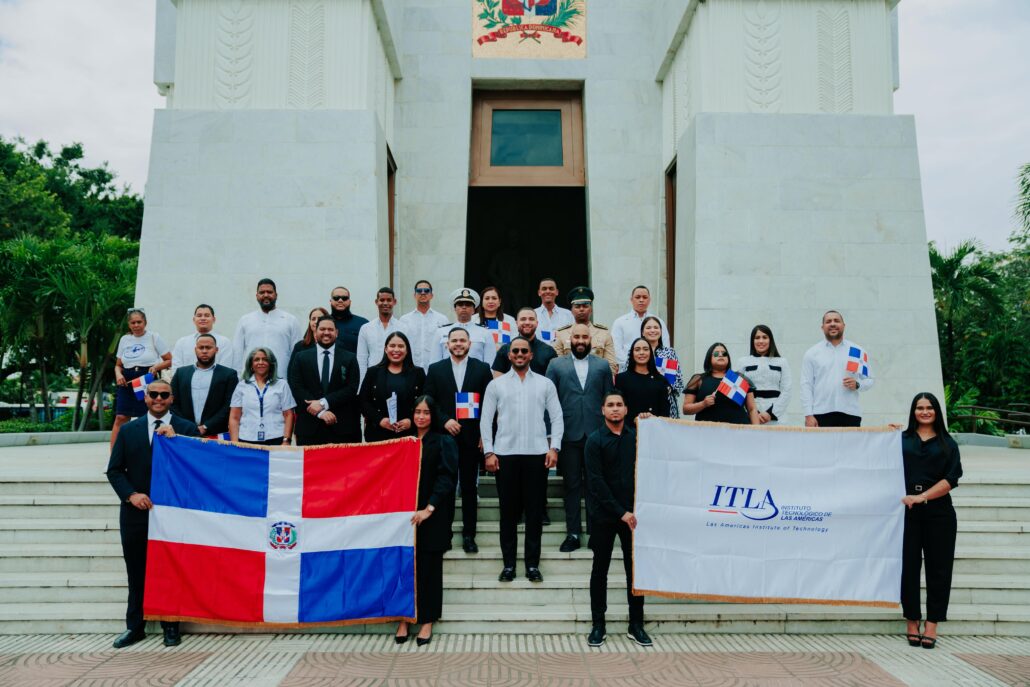 ITLA rinde homenaje a los Padres de la Patria con ofrenda floral