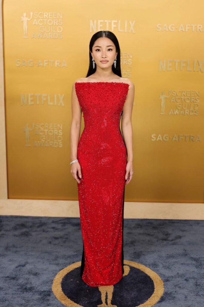 Desbordando glamour y elegancia, inicia la alfombra de los SAG Awards | De Último Minuto