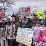 Un juez federal bloquea el plan de Trump de echar a miles de empleados de Usaid
