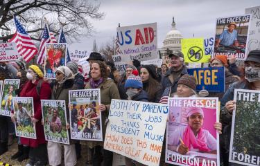 Un juez federal bloquea el plan de Trump de echar a miles de empleados de Usaid