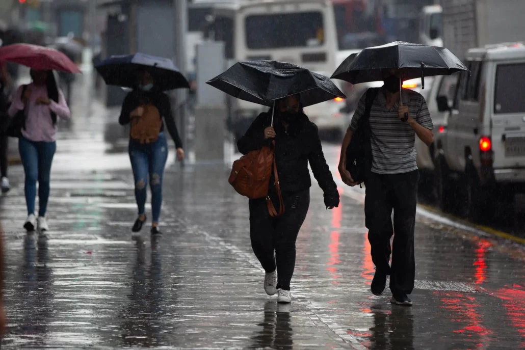 Continuarán las lluvias este fin de semana debido a una leve vaguada