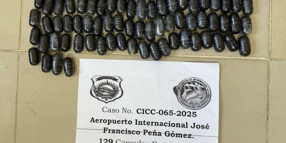 DNCD detiene en el AILA dos mujeres viajarían con 246 cápsulas de cocaína en sus estómagos