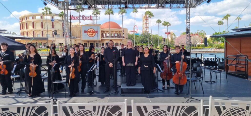 Músico dominicano participa en Concierto Internacional en Universal Studios de Orlando