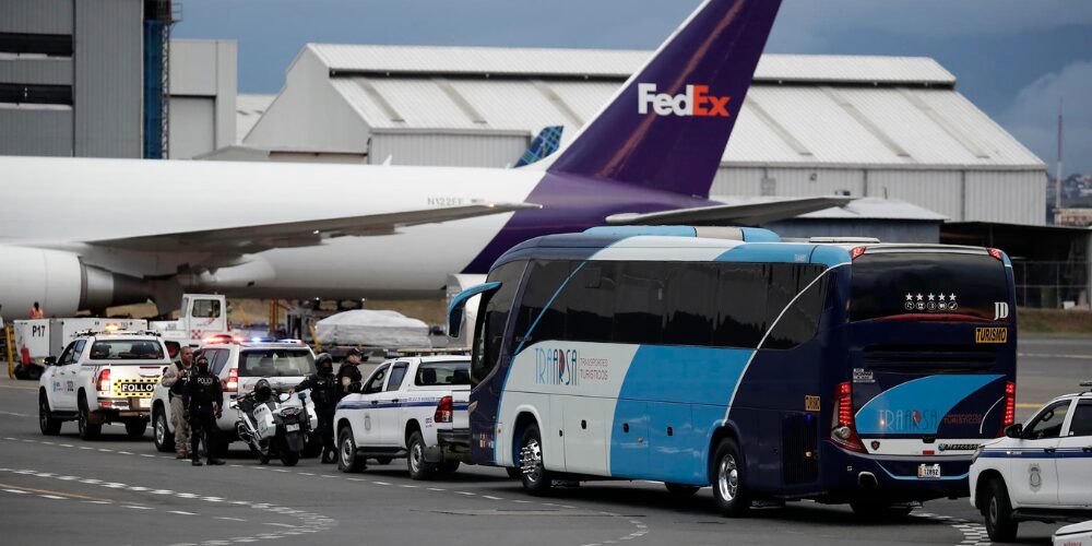 A las puertas de la deportación 530.000 cubanos, venezolanos, nicaragüenses y haitianos