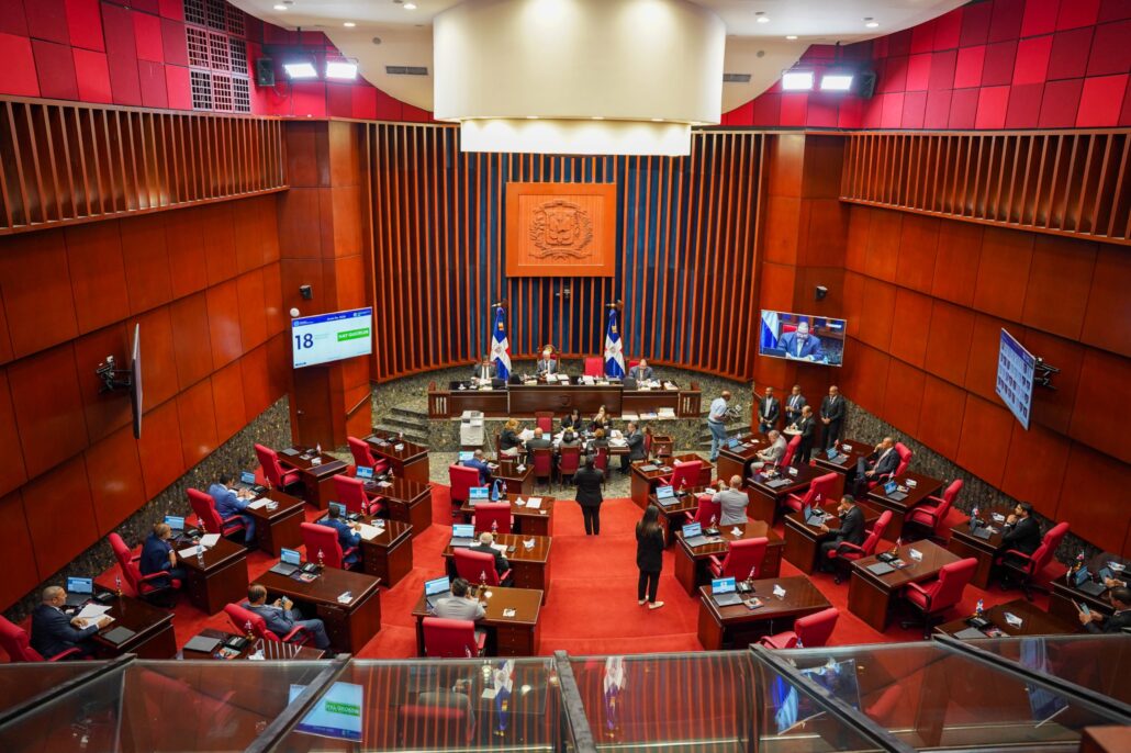 El Senado escuchará al presidente de la JCE y al director del INTRANT