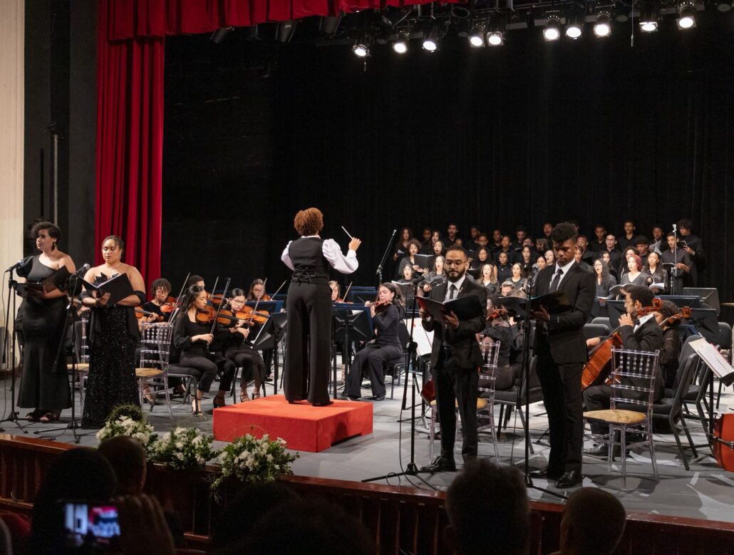 El Conservatorio Nacional de Música festeja su legado con un majestuoso concierto en el Palacio de Bellas Artes